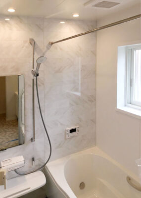 山梨県南アルプス市飯野E-9号棟　新築建売住宅　浴室