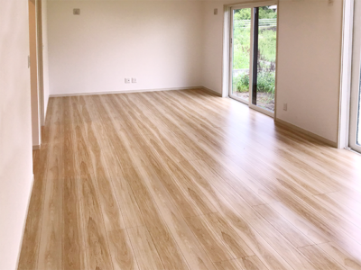 甲斐市下今井　新築　建売住宅　リビング　LDK20帖