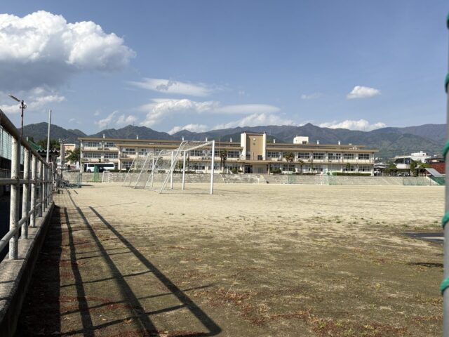 塩山中学校