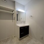 山梨県甲府市下今井町A4号棟の洗面脱衣室