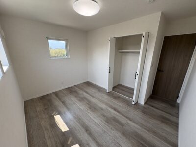 西甲府住宅ROOM TOUR #38 　洋室-2