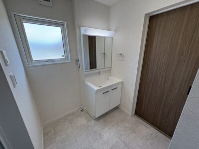 西甲府住宅ROOM TOUR #38 　洗面脱衣室