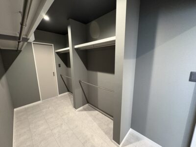 西甲府住宅ROOM TOUR #40 ファミリークローゼット