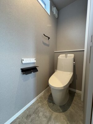 西甲府住宅ROOM TOUR #40 2Fトイレ