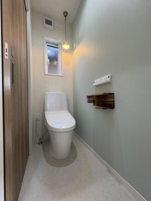 西甲府住宅ROOM TOUR #41　1Fトイレ