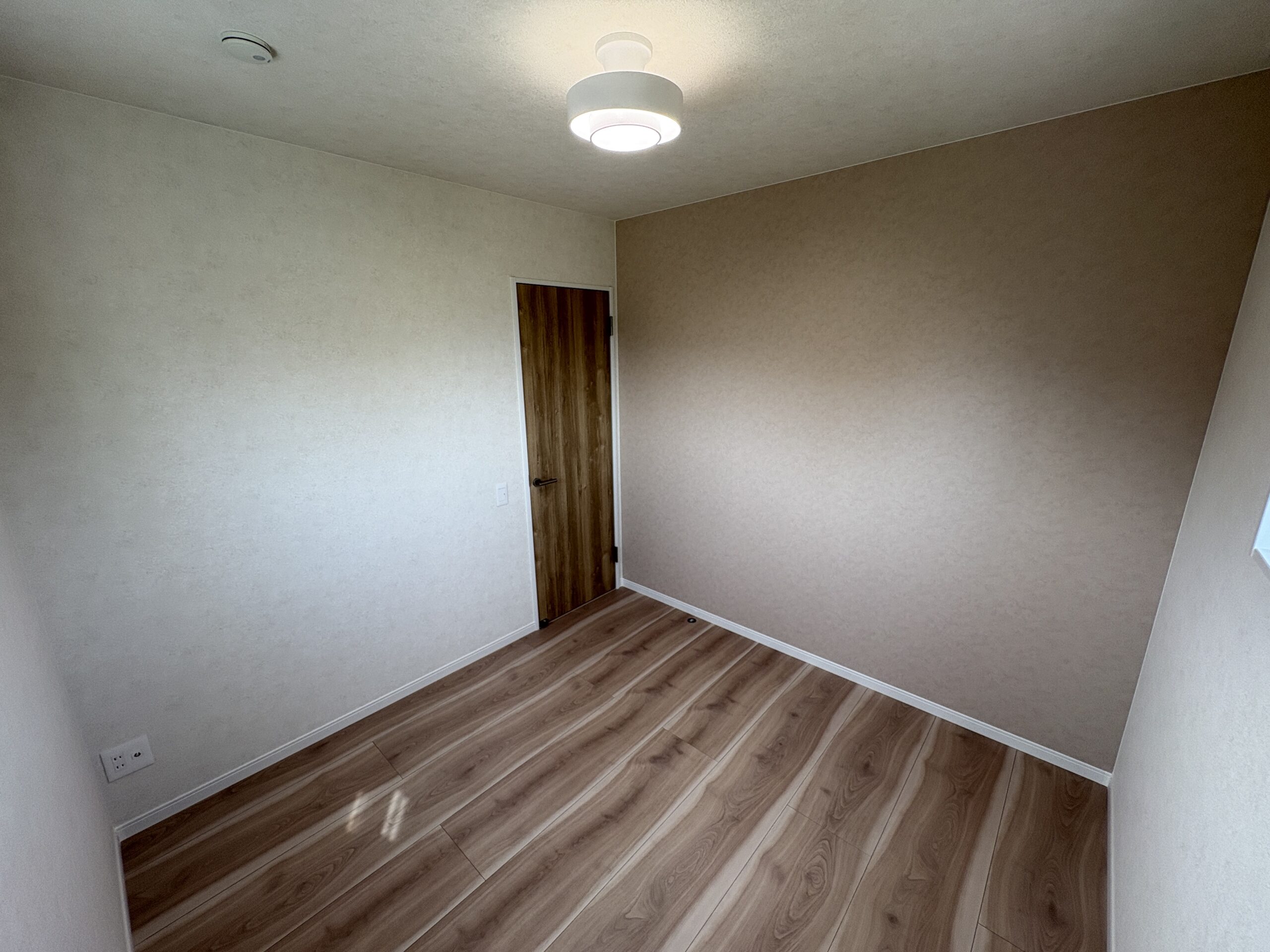 西甲府住宅ROOM TOUR #41　洋室-1