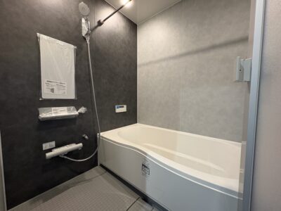 山梨県富士吉田市小明見A9号棟（街かどモデル）の浴室