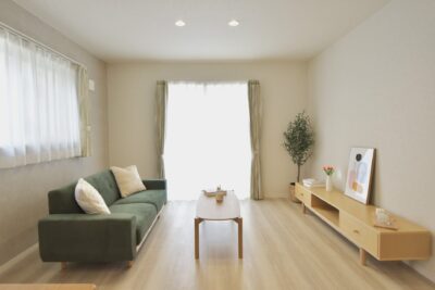 山梨県甲斐市下今井F12号棟のリビング