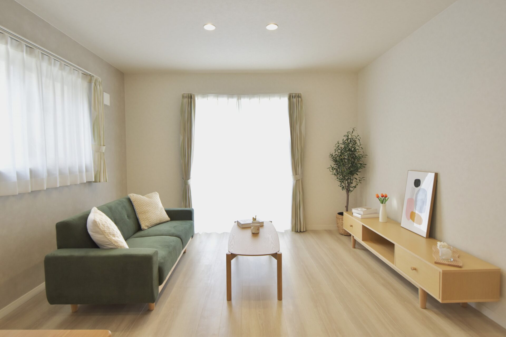 山梨県甲斐市下今井F12号棟のリビング