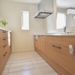 山梨県甲斐市下今井F12号棟のキッチン