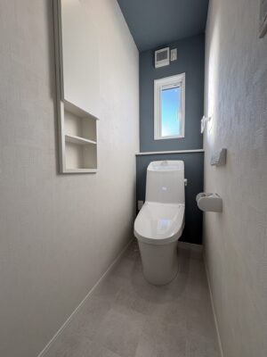 西甲府住宅ROOM TOUR #42　2Fトイレ