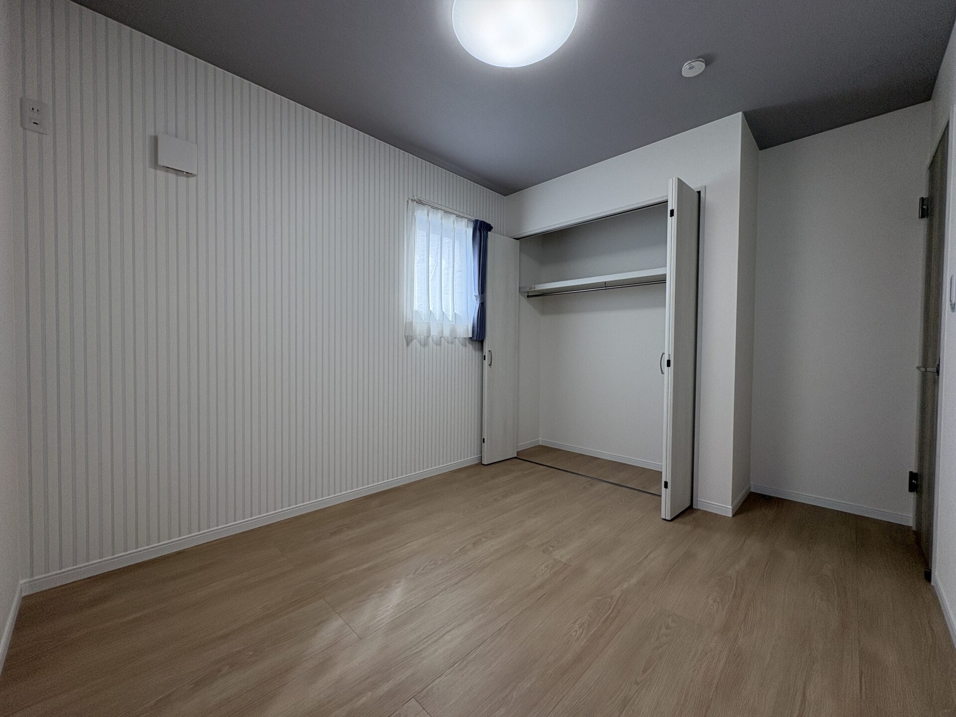 西甲府住宅ROOM TOUR #43　洋室-1