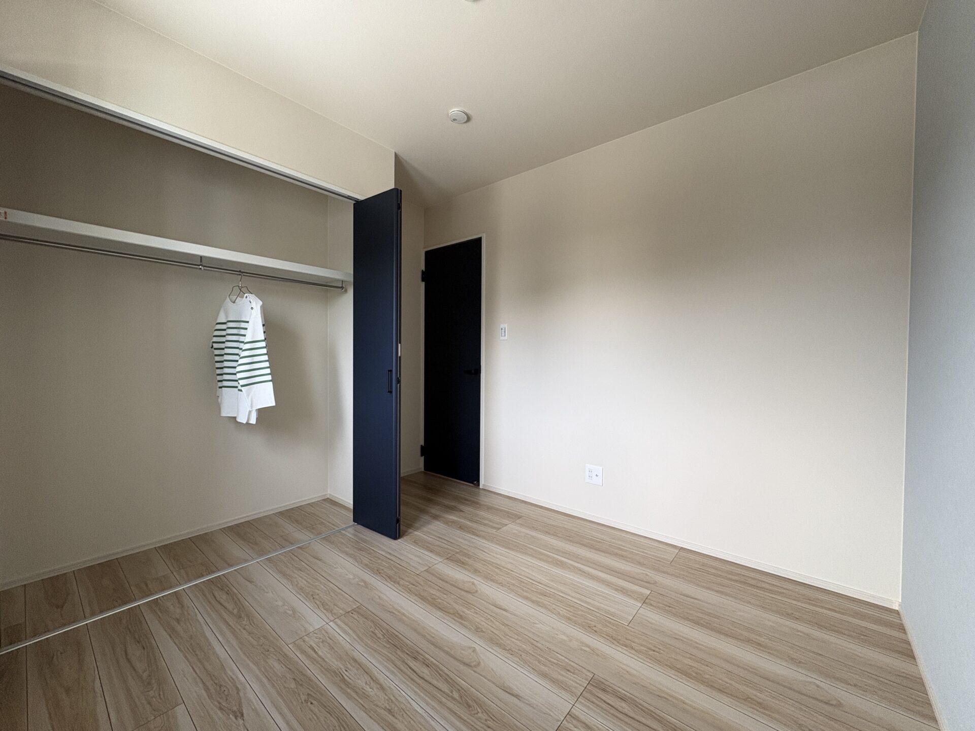 西甲府住宅ROOM TOUR #46　洋室-1