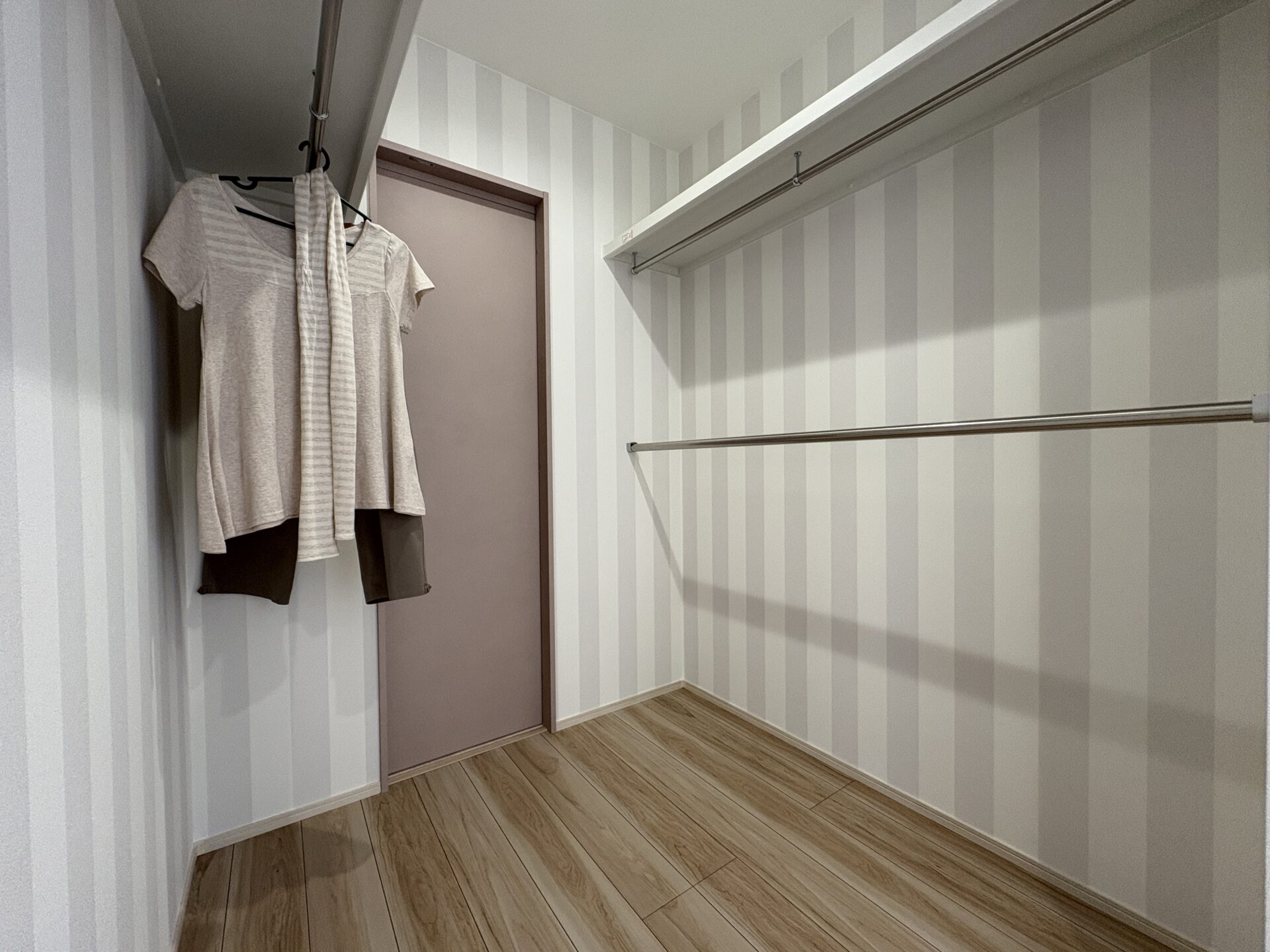 西甲府住宅ROOM TOUR #46　ファミリークローゼット