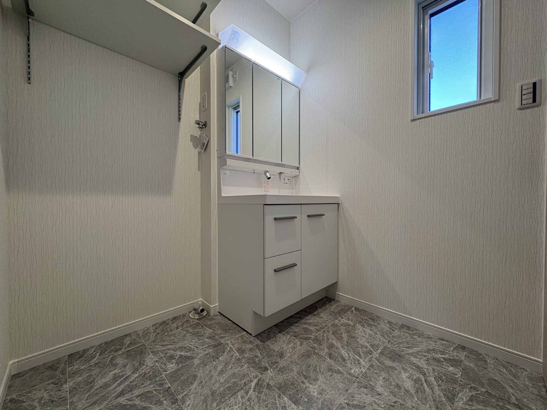 西甲府住宅ROOM TOUR #48　洗面脱衣室