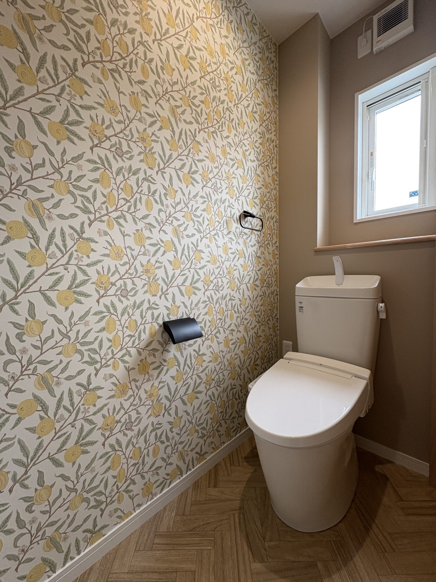 西甲府住宅ROOM TOUR #27　2Fトイレ