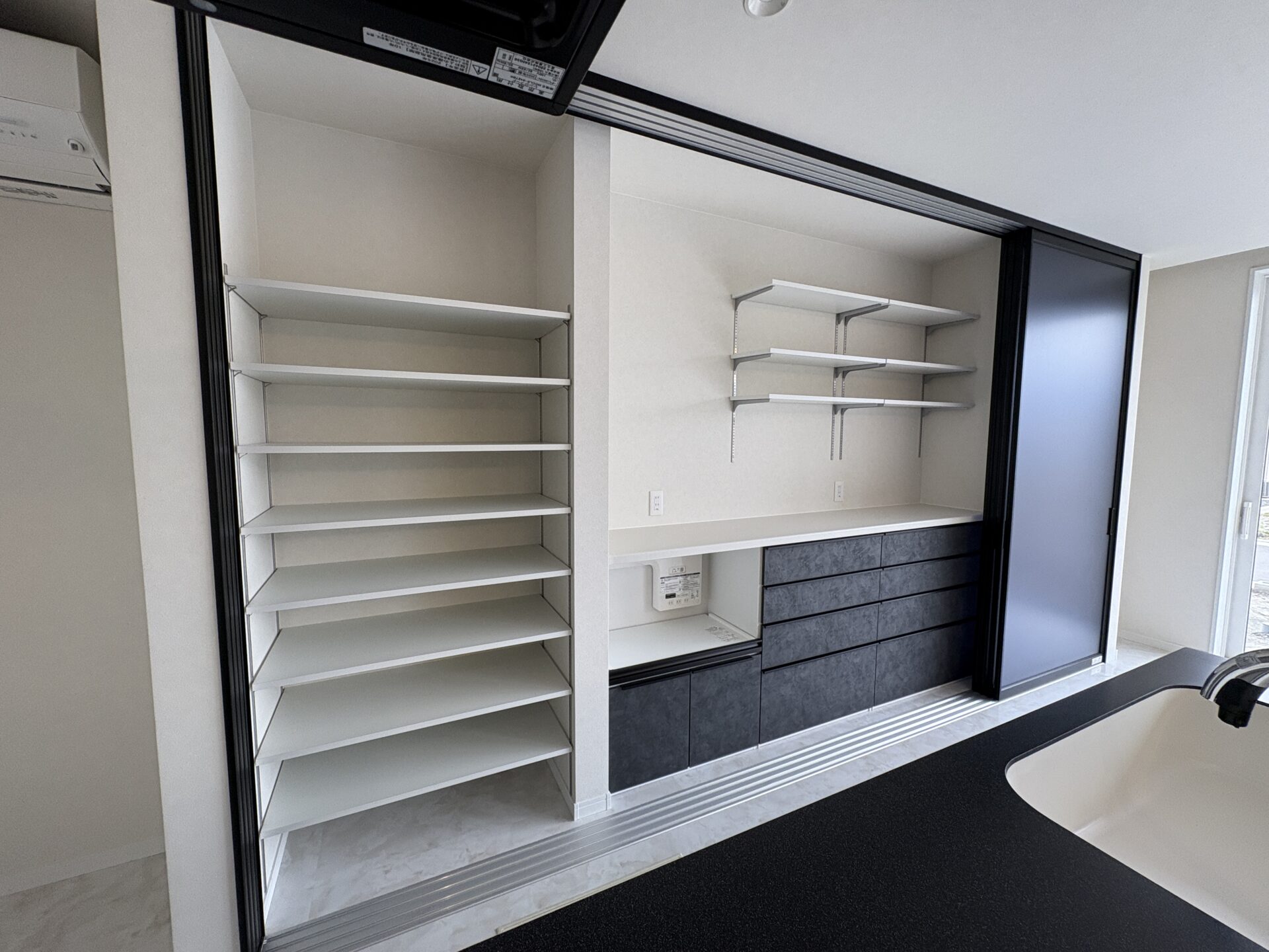 西甲府住宅ROOM TOUR #26　キッチン収納