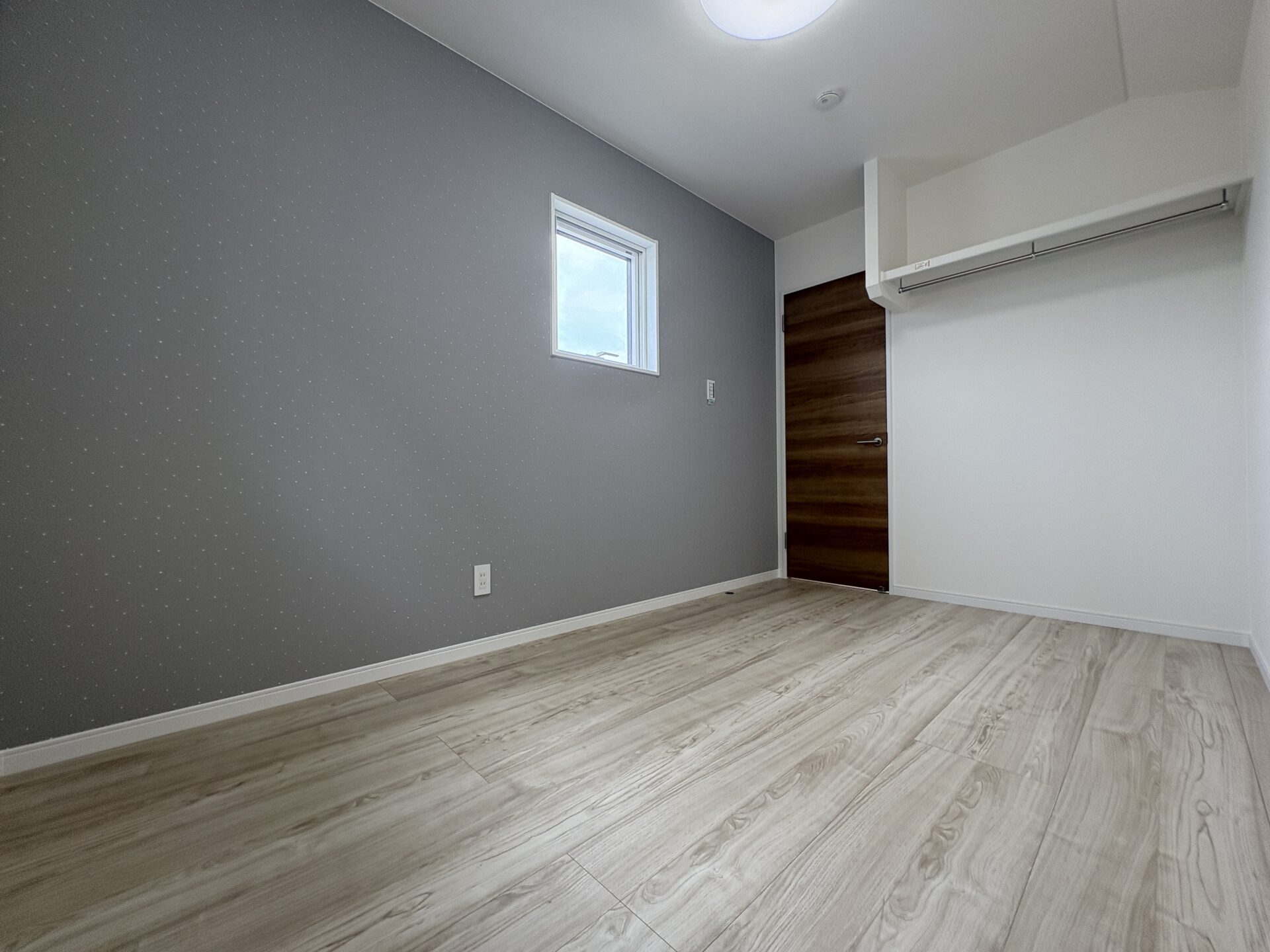 西甲府住宅ROOM TOUR #30　洋室-2