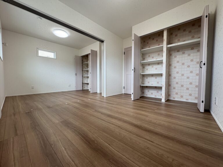 西甲府住宅ROOM TOUR #32　洋室