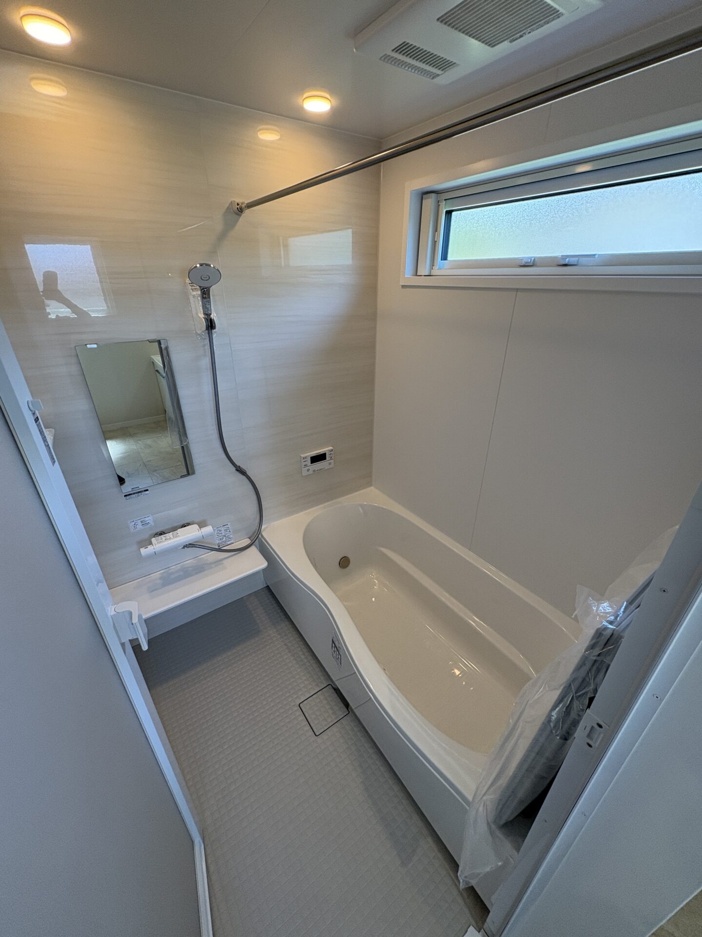 西甲府住宅ROOM TOUR #33　浴室