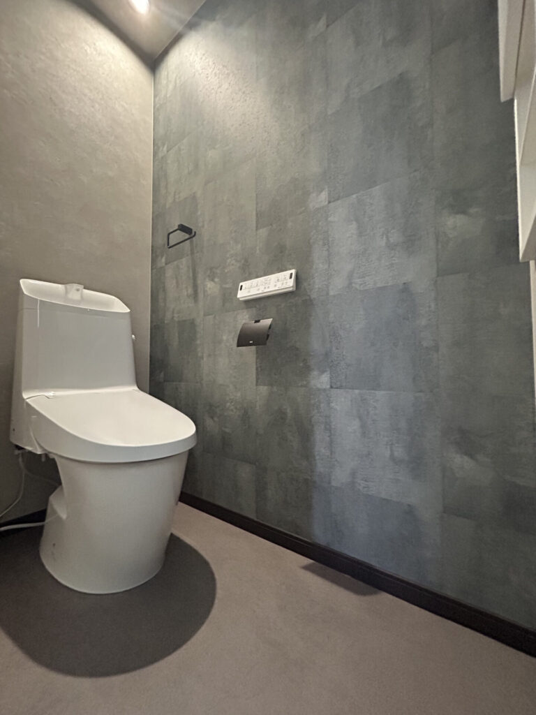 西甲府住宅ROOM TOUR #31　1Fトイレ