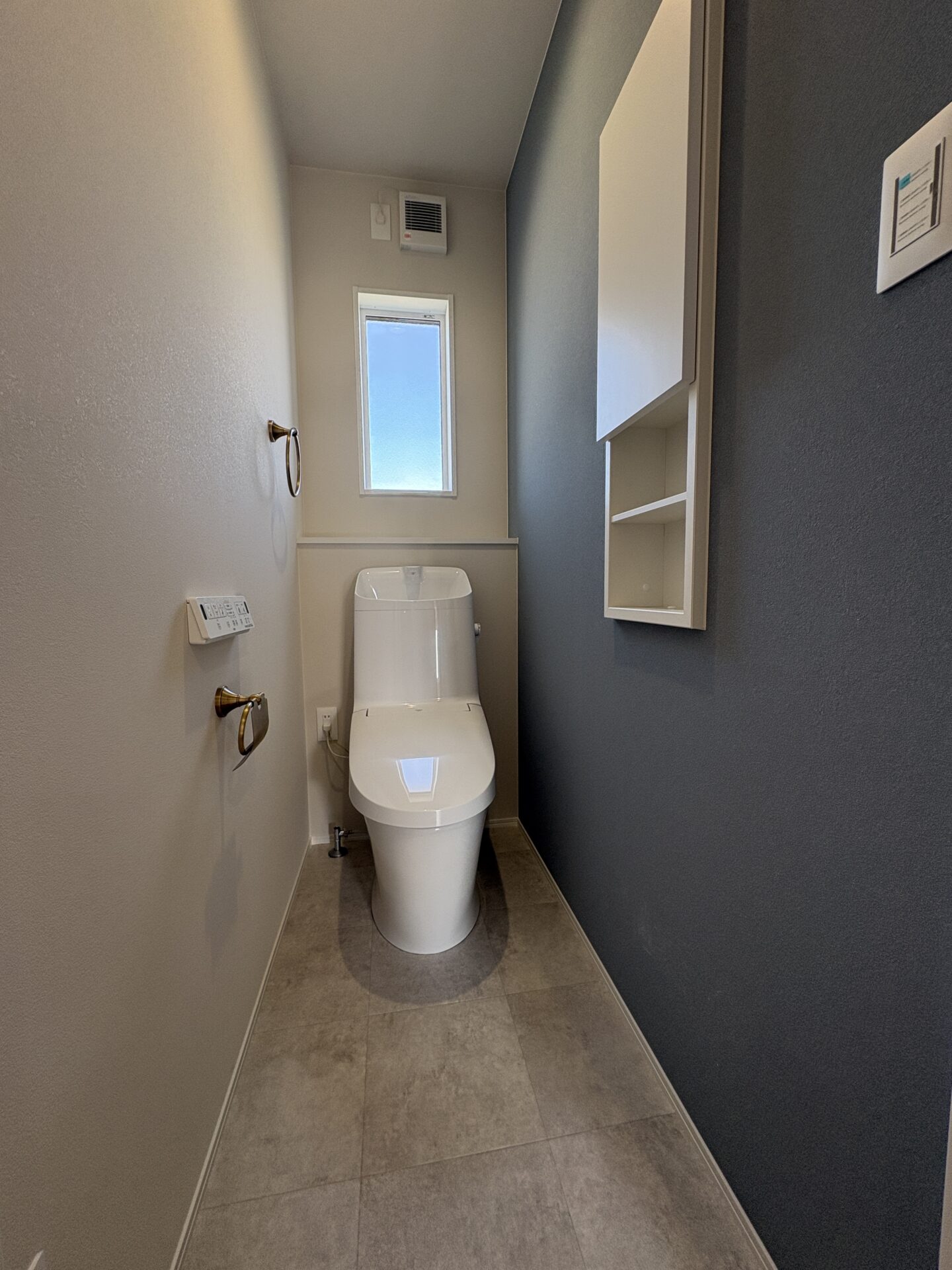 西甲府住宅ROOM TOUR ＃54　2Fトイレ