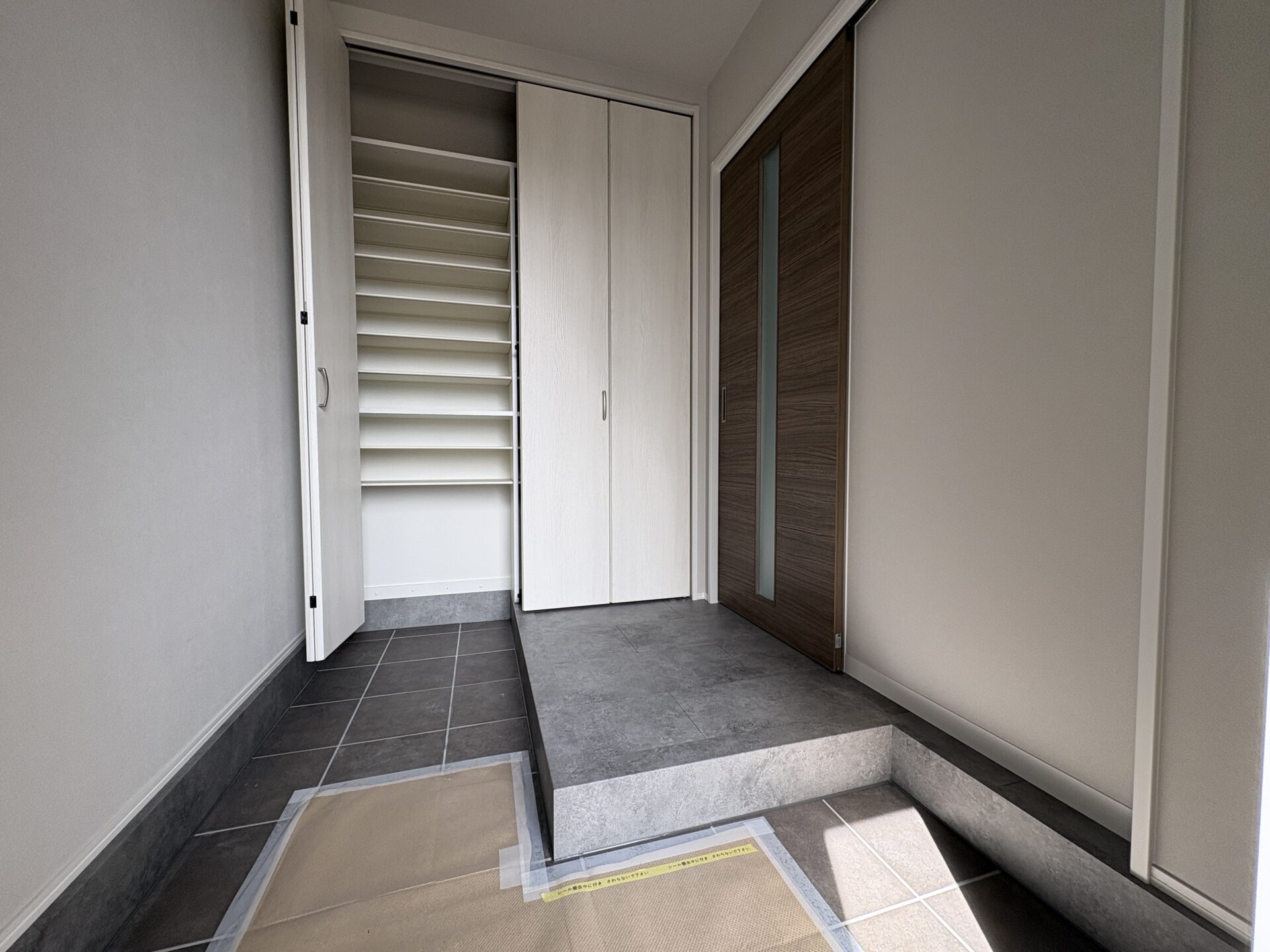 西甲府住宅ROOM TOUR ＃57　玄関