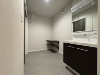 西甲府住宅ROOM TOUR #24　洗面脱衣室