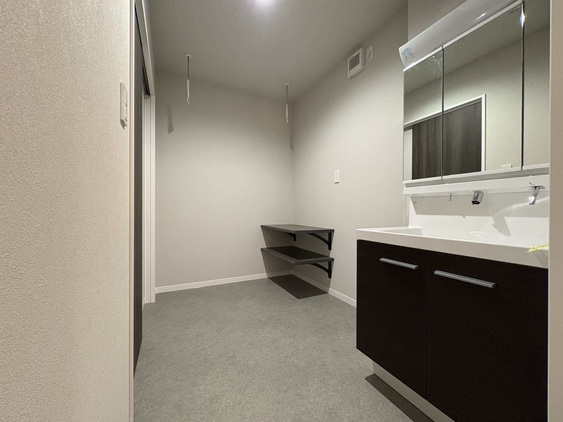 西甲府住宅ROOM TOUR #24　洗面脱衣室