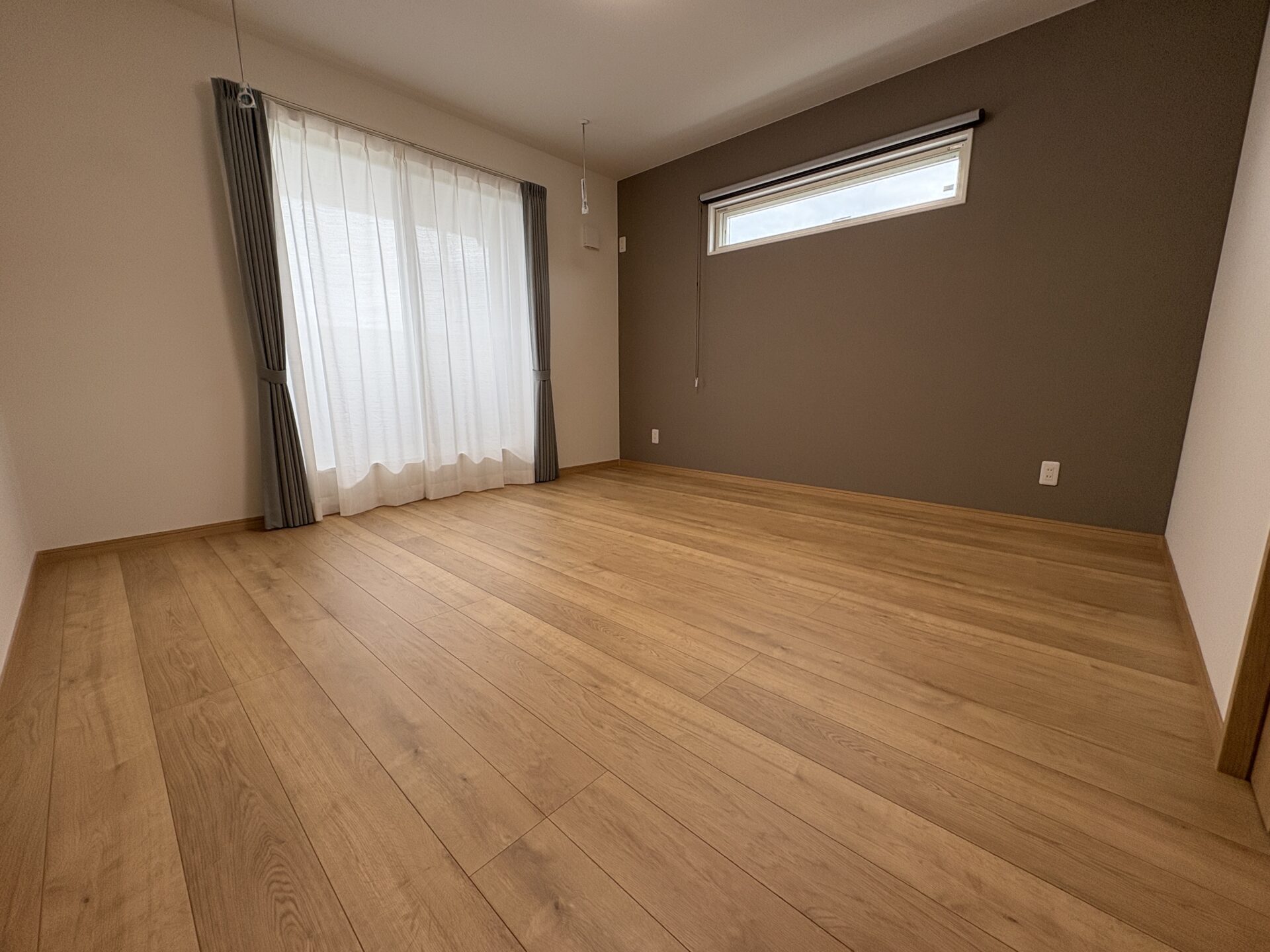 西甲府住宅ROOM TOUR #25　主寝室